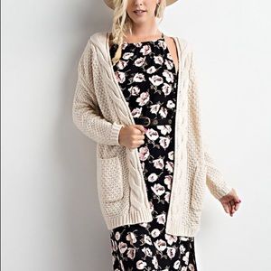 Wishlist Cardigan in cream/off-white.